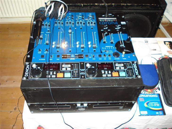 Diskoteksanlæg begynder billede 1