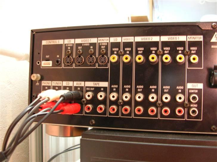 Musikanlæg Technics/sony/philips/elt - bagsiden af min fostærker billede 11