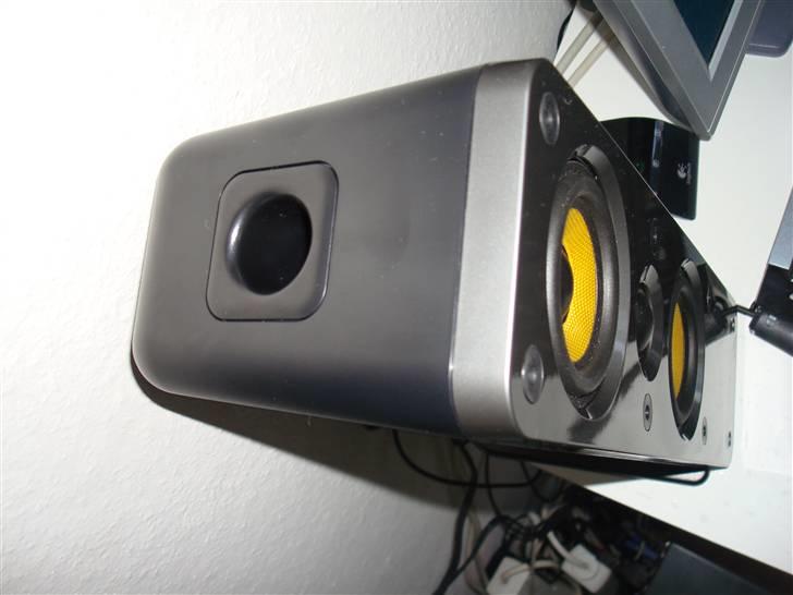 Computeranlæg GigaWorks T40 billede 5