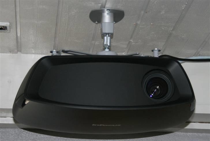 Hjemmebiograf Home Cinema - Min elskede InFocus X10. billede 7