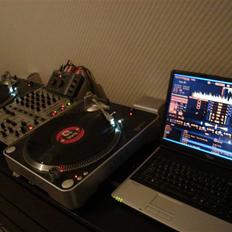 Musikanlæg på værelset  (SOLGT)