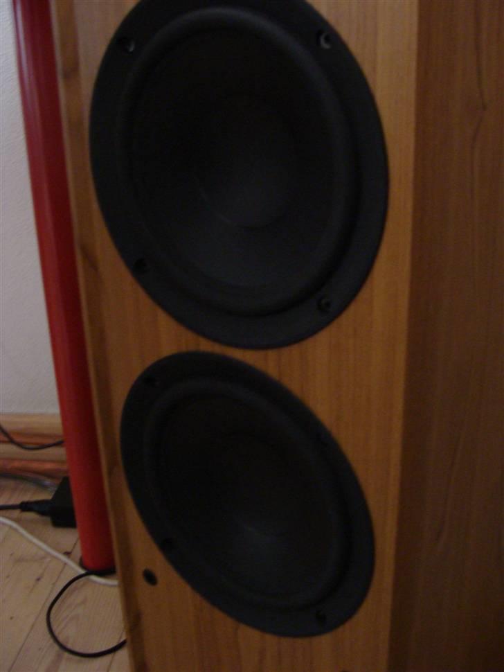 Hjemmebiograf Hyggerummet Jamo/Pioneer - -de to basser billede 3