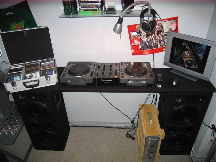 Diskoteksanlæg 2*CDJ 800 - 1*DJM [SOLGT] billede 1