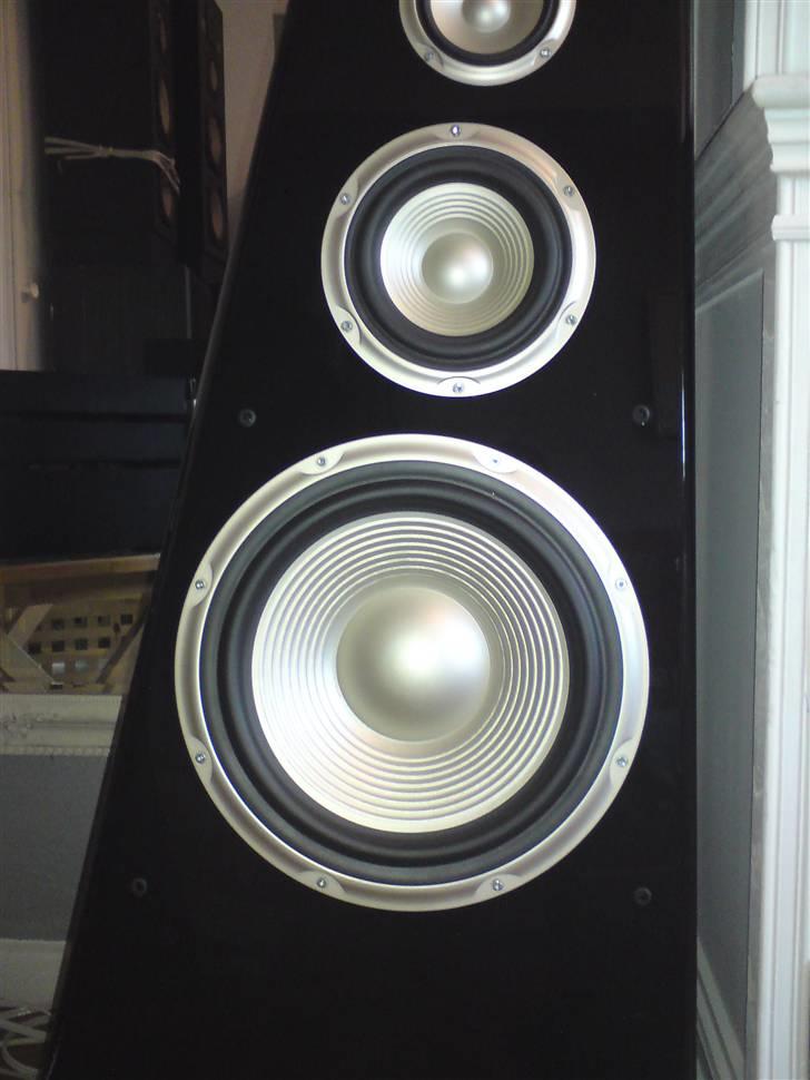 Musikanlæg harman/kardon 980 JBL - nederste højtalere billede 10