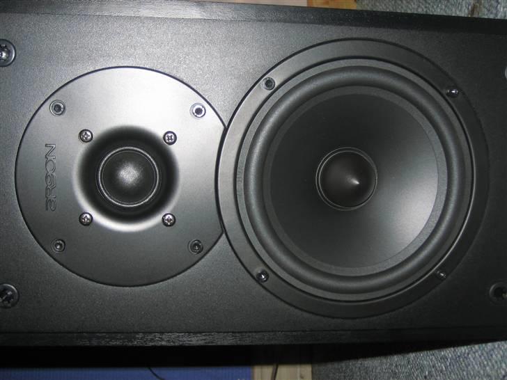 Hjemmebiograf Sony, JBL & Argon - Fronten af den ene baghøjtaler billede 14