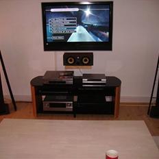 Hjemmebiograf Denon/B&W/NAD/Logitech