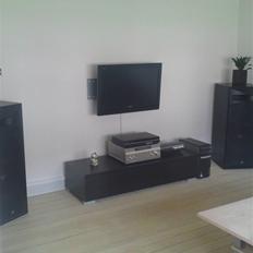 Musikanlæg Sony - Cv  smidt ud ! 
