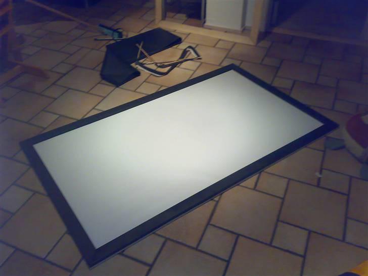 Hjemmebiograf 72" på 10 kvm værelse - DIY lærred billede 20