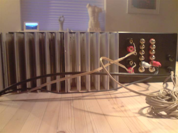 Musikanlæg Power Hjemmebyg  - færdig & spiller, bag. billede 4