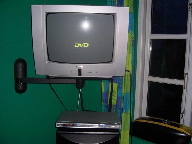 Musikanlæg Cerwin Vega - Nad - Tv´et og DVD´en billede 4