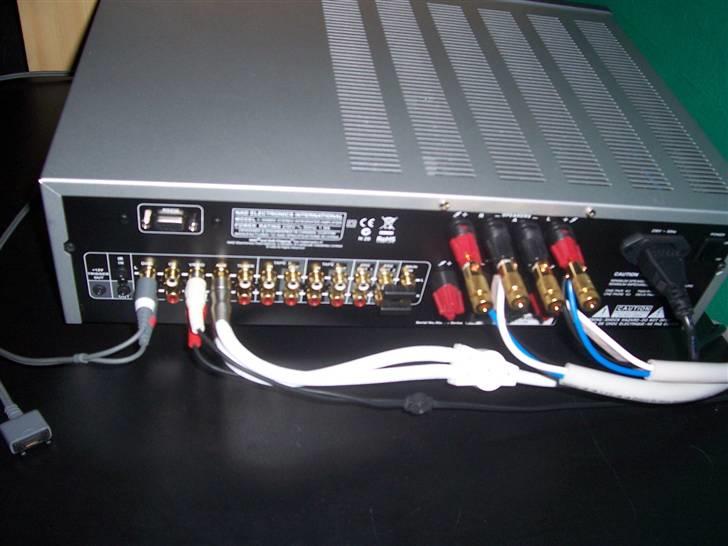 Musikanlæg Cerwin Vega - Nad - Bagsiden af forstærkeren billede 7