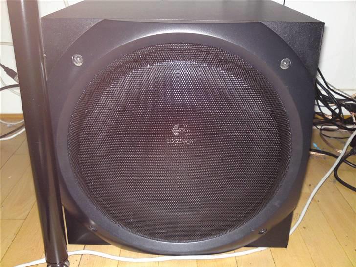 Computeranlæg Logitech Z-5500 billede 6