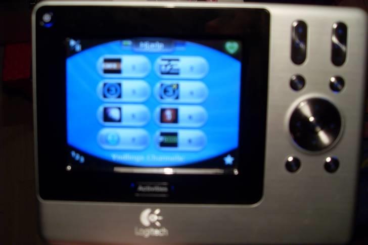 Hjemmebiograf Custom  hjemmebio - Logitech 1000, billedet er desværre ikke så godt, men kunne ikke ramme bedre billede 11