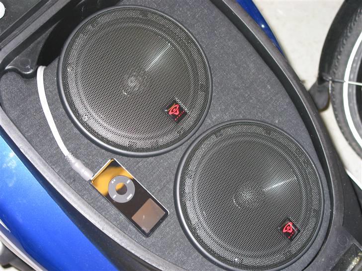 Scooterstereo Cerwin vega  billede 6