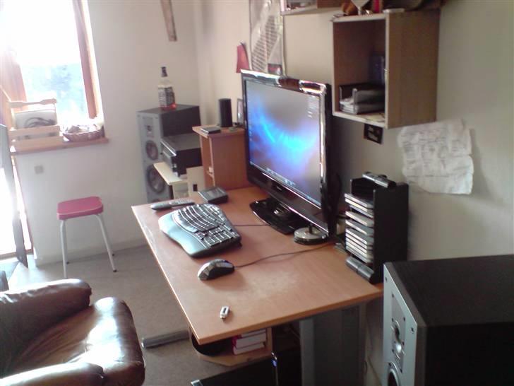 Computeranlæg Mit lille værelses setup  billede 10