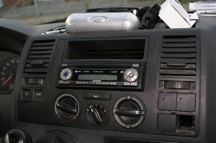 Bilstereo firmakassen med boom boom - Head unit billede 4