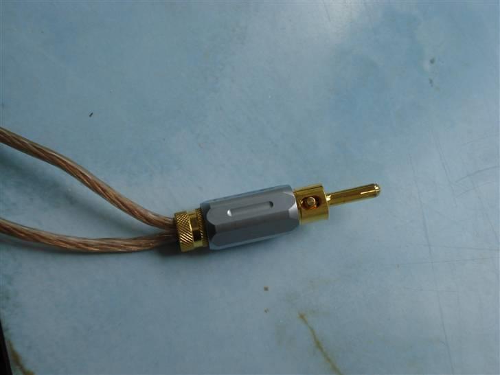 Hjemmebiograf Nad & Dali, 2008 - Argon bananstik, monteret op til Bi-wire, til mine baghøjttalere. billede 6