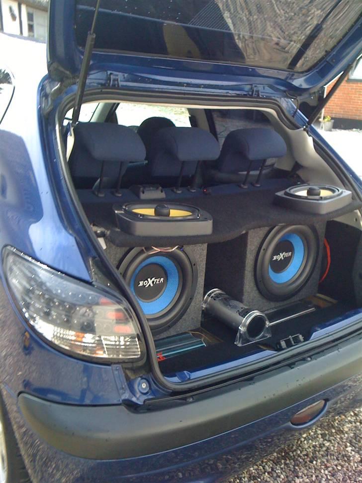 Bilstereo Audiio system i 206 billede 2