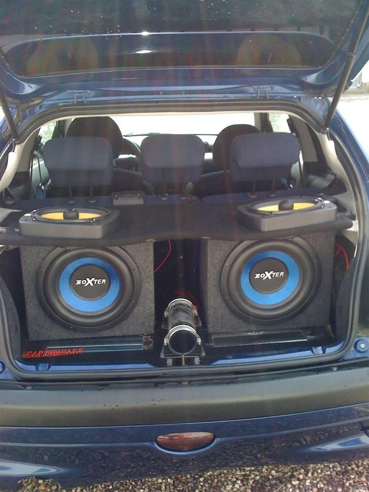 Bilstereo Audiio system i 206 billede 3