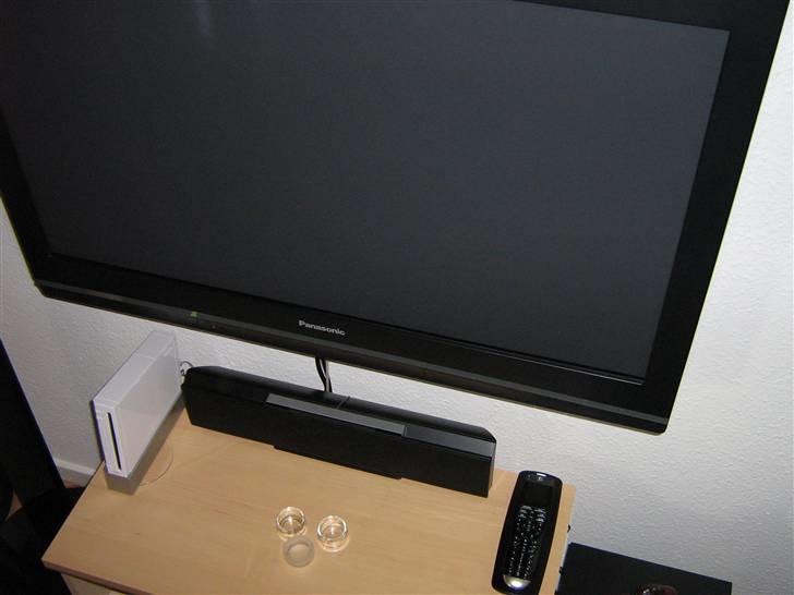 Hjemmebiograf Samsung/panasonic Stuen - Så kom der en Wii på bordet. total god underholdingsværdi. :-) billede 20