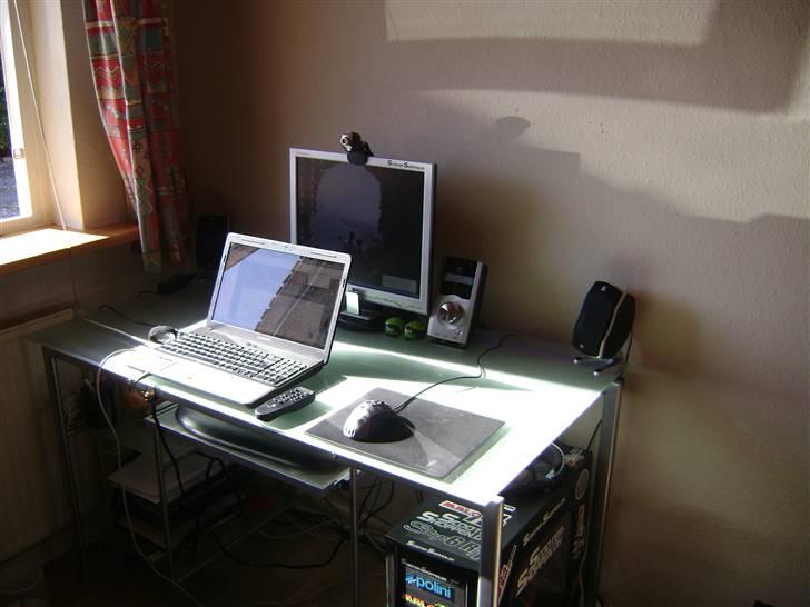 Computeranlæg z-5500 billede 1