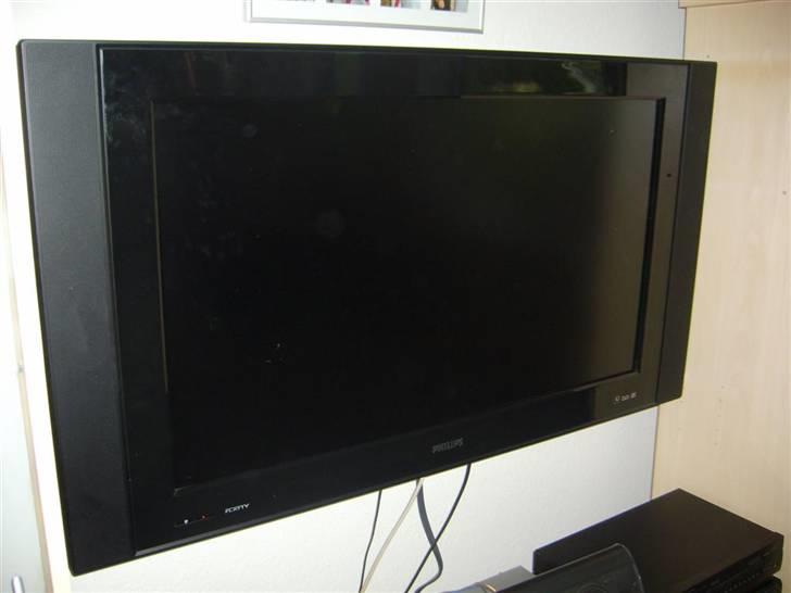 Hjemmebiograf BM's Hule - Philips 42" tv billede 8