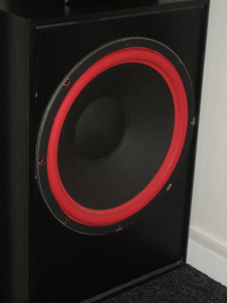 Hjemmebiograf Yamaha & Cerwin Vega - Sub. Cerwin vega Clsc15s billede 8