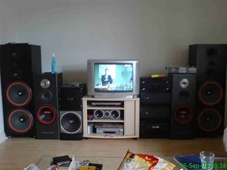 Hjemmebiograf (det gamle) denon nad cv - the very first setup... ved ikke hvad jeg tænkte den gang...  billede 18