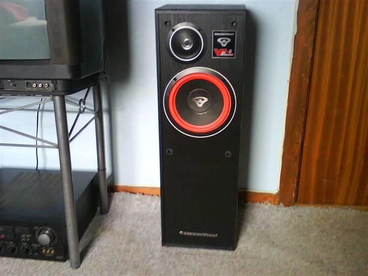 Musikanlæg Cerwin Vega solgt - Højre Vega uden frontstof billede 3