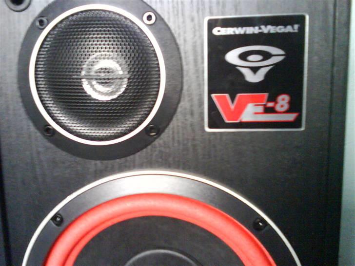Musikanlæg Cerwin Vega solgt - Højre Vega udenfrontstof billede 6