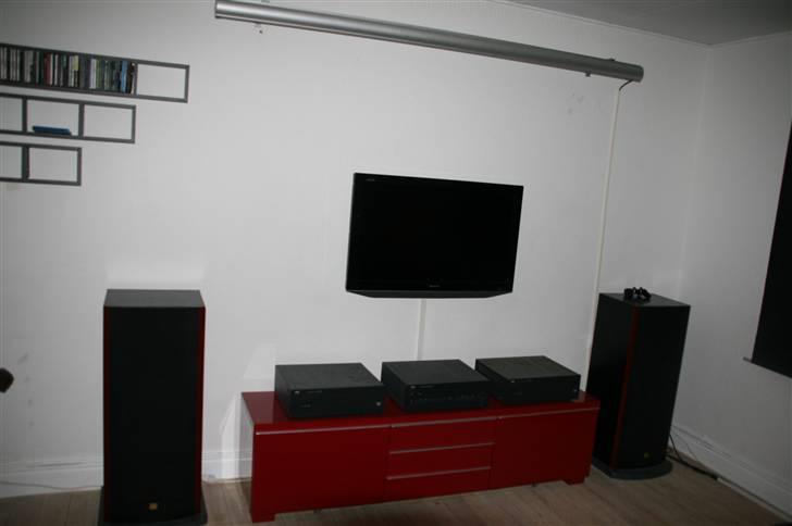 Hjemmebiograf 92", NAD og Dali billede 2