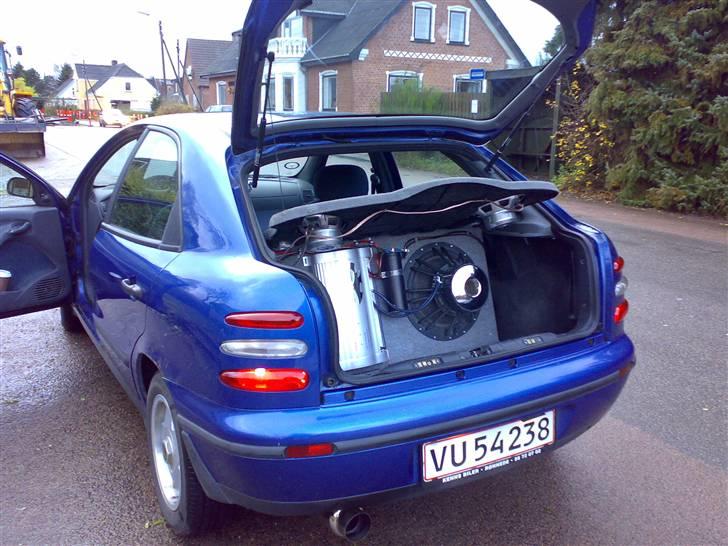 Bilstereo Brava med mb-quart SPL  billede 4
