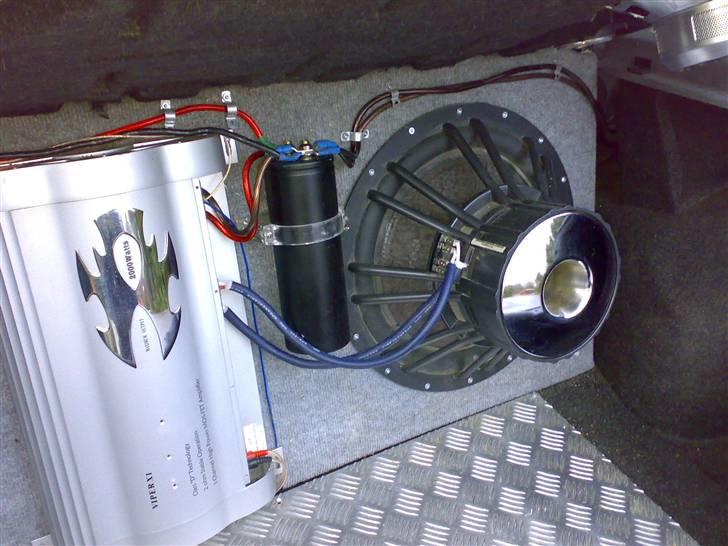 Bilstereo Brava med mb-quart SPL  billede 8