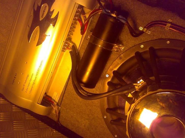 Bilstereo Brava med mb-quart SPL  billede 12