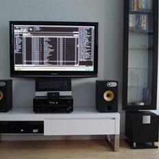 Hjemmebiograf B&W/Onkyo/Panasonic