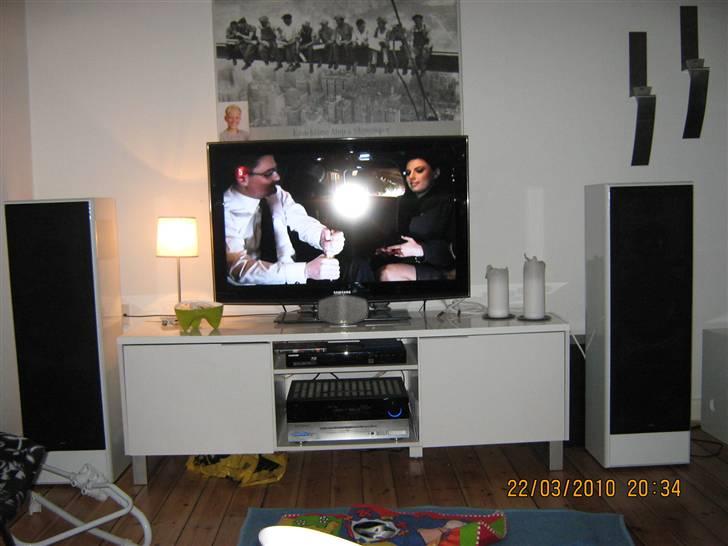 Musikanlæg Samsung, HK, Eltax solgt !! - Svineriet :b .. Med frontstof billede 12