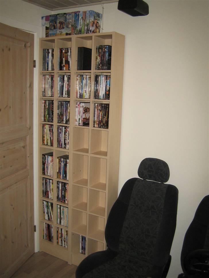 Hjemmebiograf Gaming setup / Hjemmebio - DVD-samling billede 5