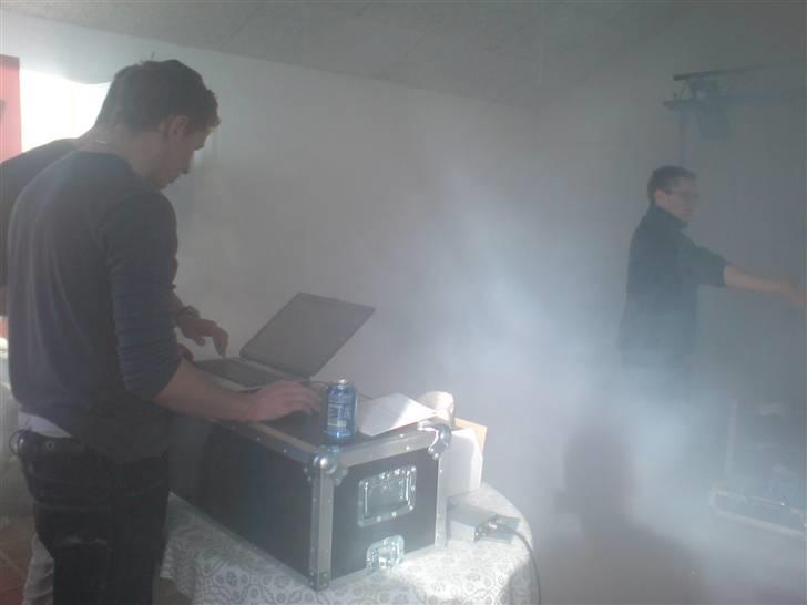 Diskoteksanlæg In' Zain - Testdag - Med vores fine nye røgmaskine billede 8