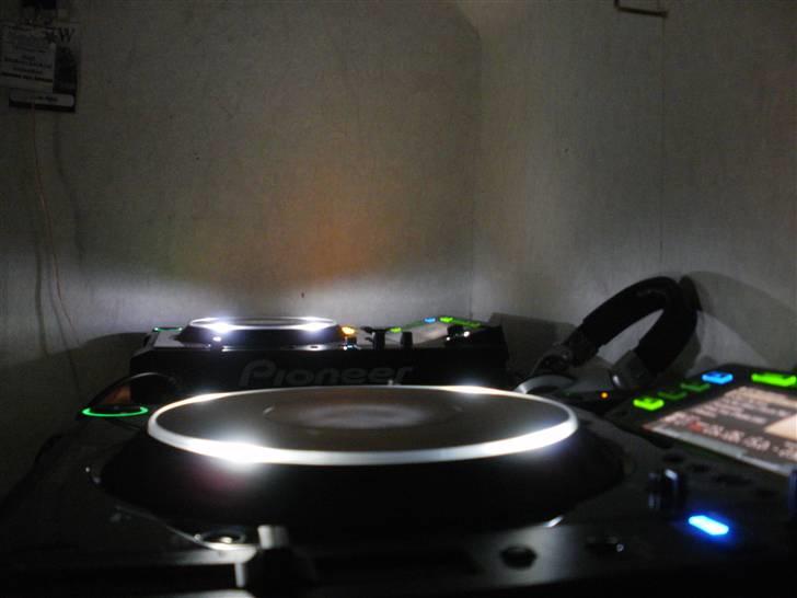 Diskoteksanlæg Pioneer CDJ 2000 #SOLGT# billede 2