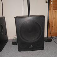 Diskoteksanlæg BEHRINGER