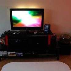 Musikanlæg NAD, DALI, LG