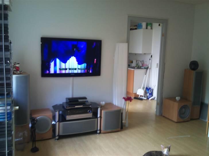 Hjemmebiograf Harman - Infinity  billede 1