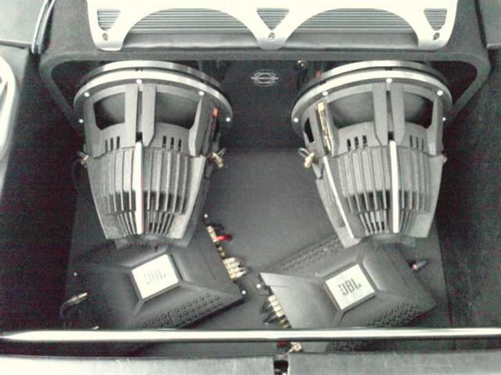 Bilstereo Toyota Celica JBL (Solgt) billede 2