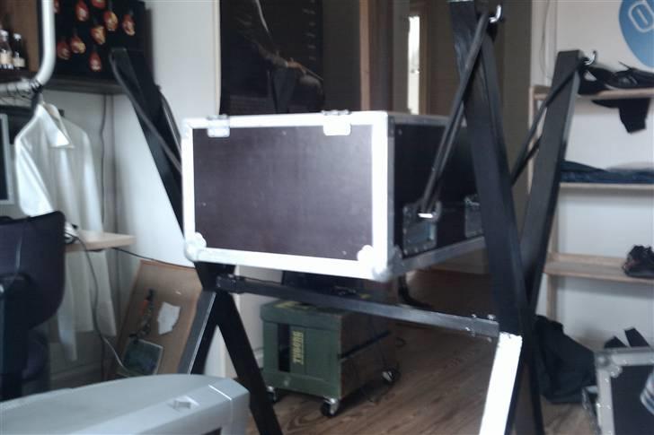 Diskoteksanlæg Mobildiskotek Royal - X-stativ + pultcase billede 3