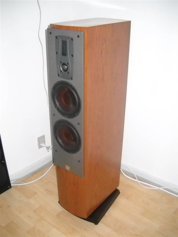 Hjemmebiograf Dali Mentor, NAD - Venstre højttaler, uden stof :) billede 9