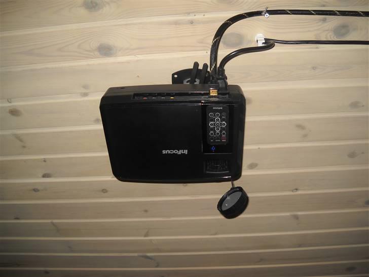 Hjemmebiograf Dali Mentor, NAD - Projektoren :) billede 12