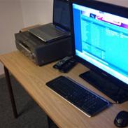 Computeranlæg mit værelse på skolen