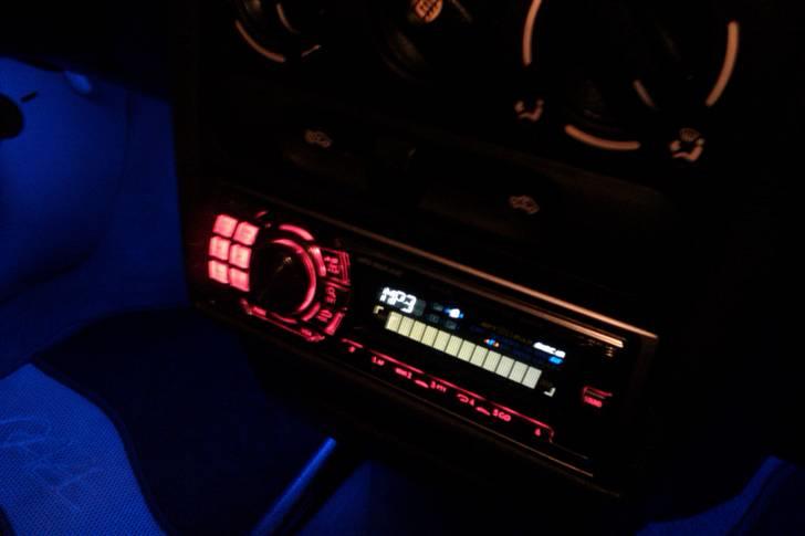 Bilstereo Opel Corsa Anlæg (SOLGT) billede 12