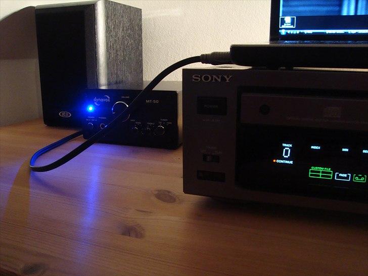 Computeranlæg [Dynavox & Millenium] - Resultatet blev at den lille forstærker led af ikke at kunne frembringe en synderlig forskel ;) billede 14