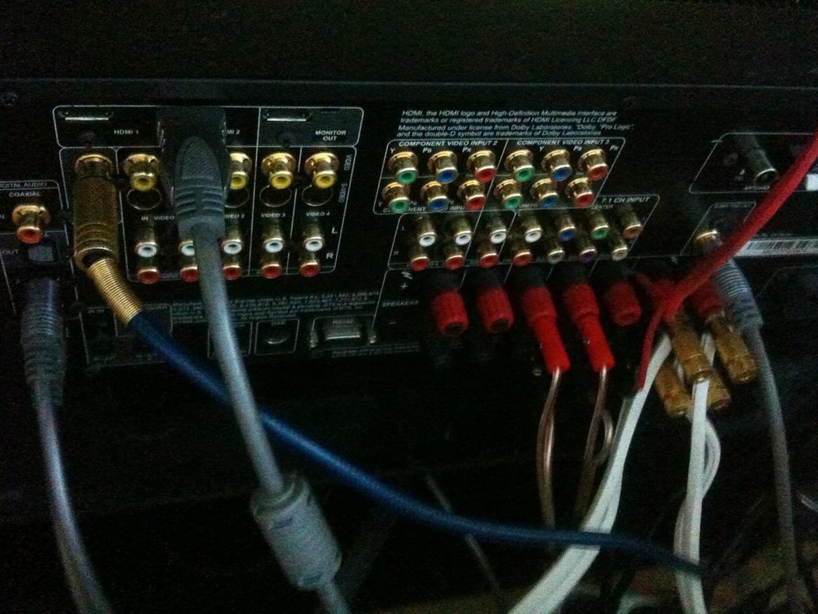 Hjemmebiograf Cerwin Vega XLS 5.1 Hjemmebio - Bagside af Receiver undskyld kabelrod billede 11